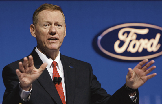 Alan Mulally CEO de Ford