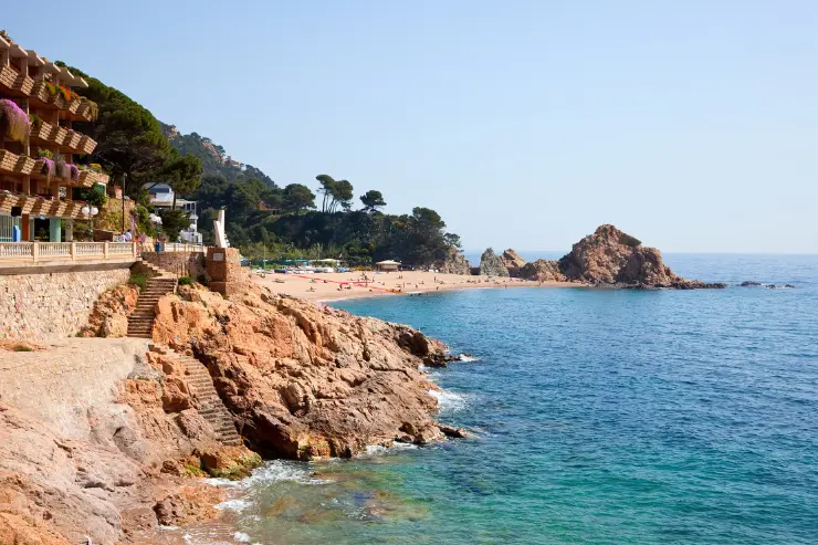 Paisaje de playa de la Costa Brava