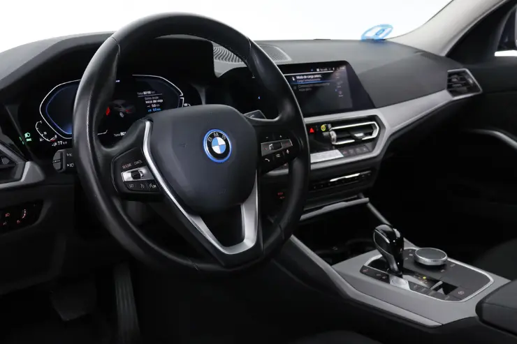 Cuadro de mandos de un BMW de ocasión