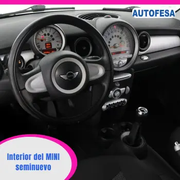 Interior del MINI seminuevo en Autofesa