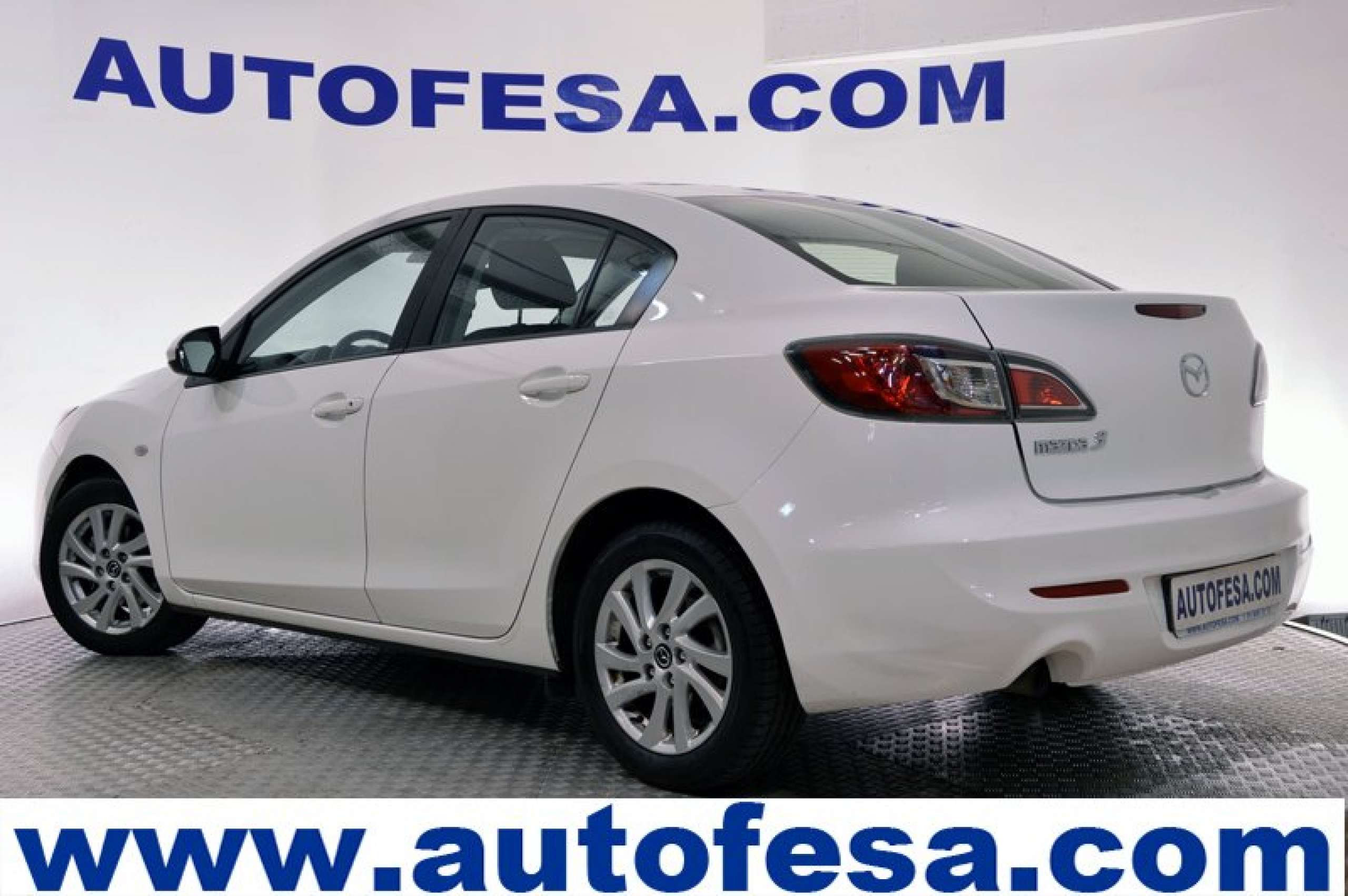Mazda 3 SportSedan 1.6 CRTD 115cv Active 4p - Foto 9