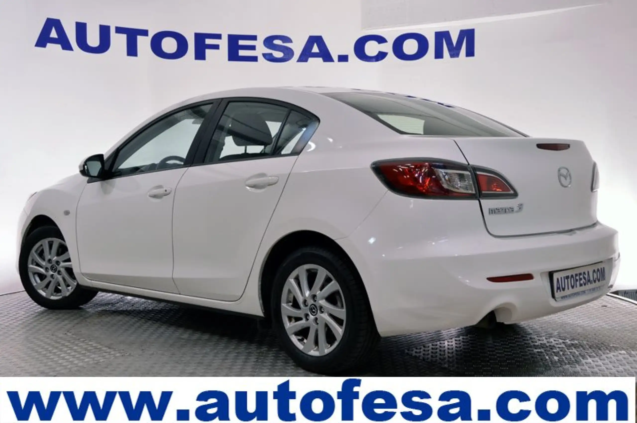 Mazda 3 SportSedan 1.6 CRTD 115cv Active 4p - Foto 9